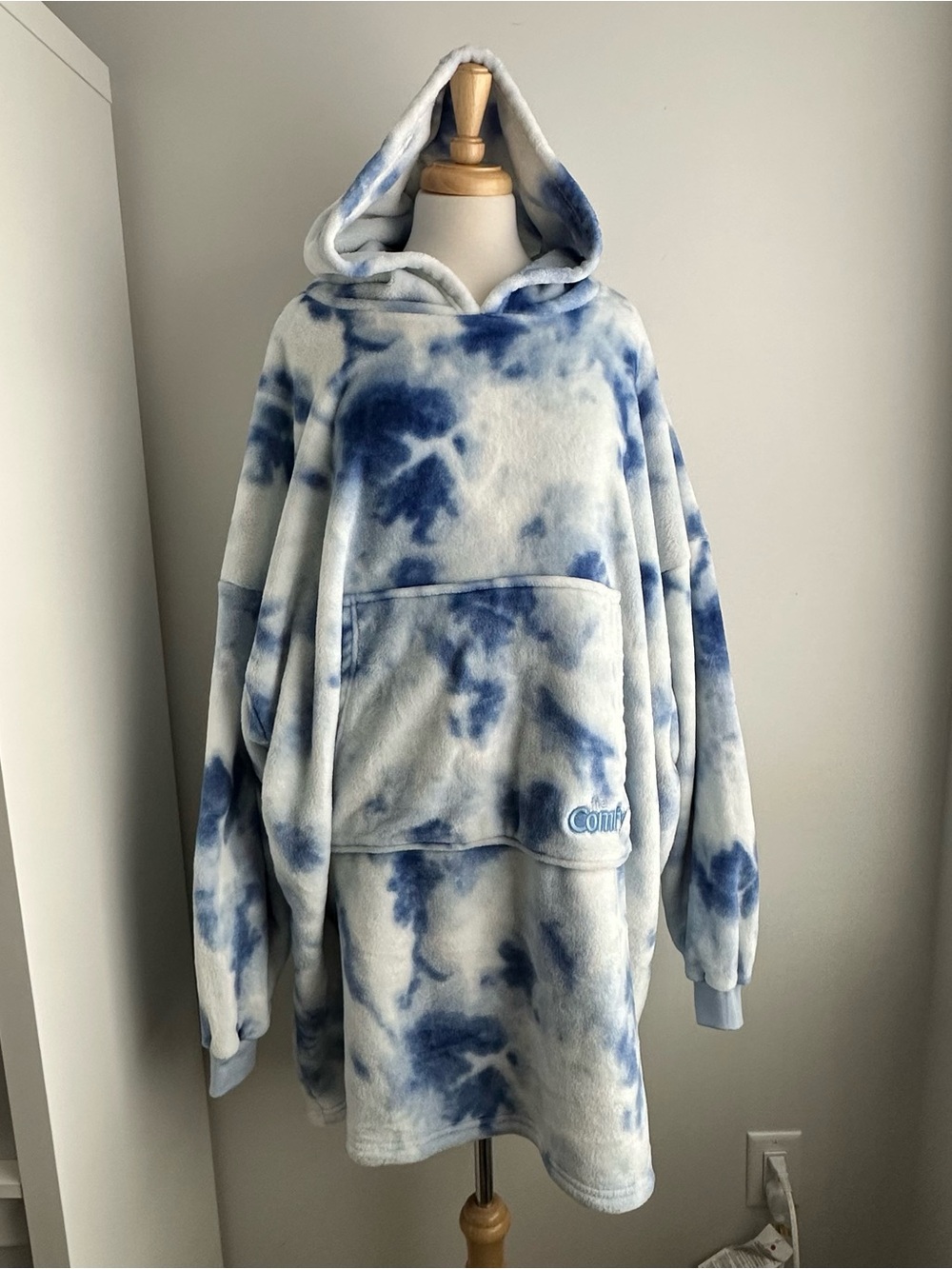 The Comfy Hoodie - Cozy Blue Tie-Dye Hooded Fleece Pullover Oversized